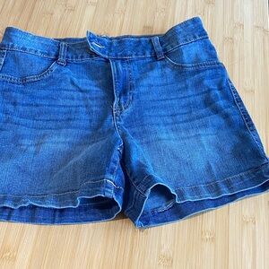 d. jeans Women's Blue Denim Shorts